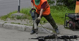 Демонтаж дорожных покрытий в Ревде - асфальтовых и бетонных покрытий от Сварной-Рвд от 568 рублей
