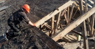 Профессиональный демонтаж стропильной системы от Сварной-Рвд в Ревде от 568 рублей.