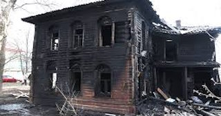 Демонтаж дома после пожара в Ревде - Быстро и надежно от Сварной-Рвд от 2166 рублей