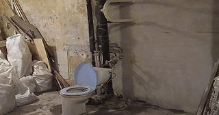 Демонтаж сантехкабины в панельном доме - цена от 1031 рублей | Сварной-Рвд